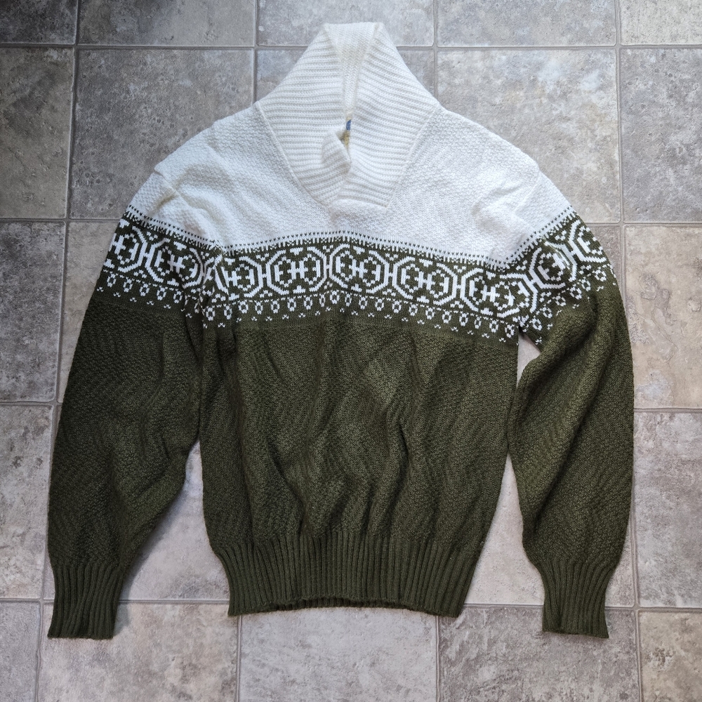 Vintage 50s - 60s Pilgrim Knit Sweater with 100% Virgin Orlon Acrylic
